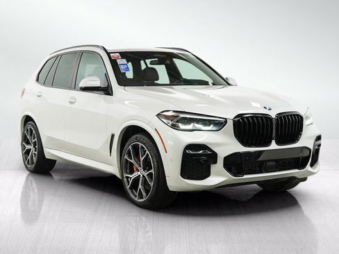 Used 2022 BMW X5 xDrive40i AWD/4WD image 7