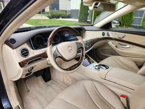Used 2016 Mercedes-Benz S 550 4MATIC Sedan image 17