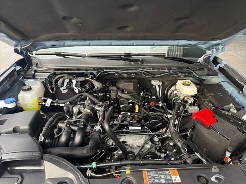 Used 2024 Ford Ranger XLT w/ FX4 Off-Road Package image 5