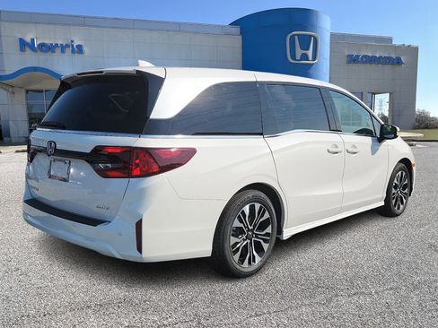 New 2026 Honda Odyssey Elite image 4