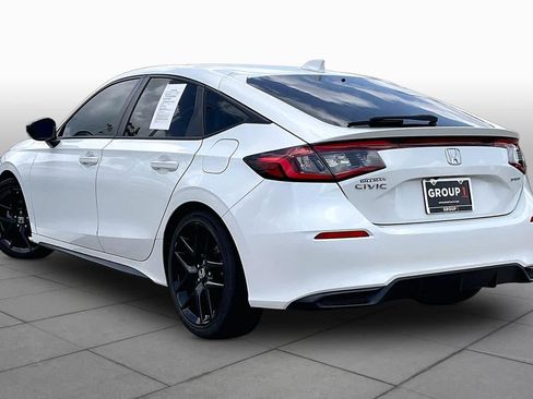 Used 2023 Honda Civic Sport image 11