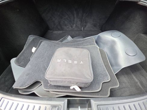 Used 2019 Tesla Model S Long Range AWD/4WD image 43