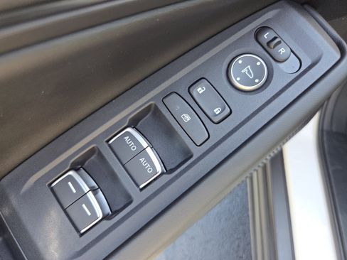 Certified 2025 Honda Accord SE image 28