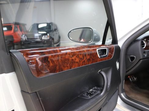 Used 2006 Bentley Flying Spur Flying Spur image 75