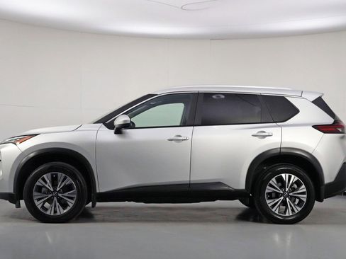 Used 2023 Nissan Rogue SV w/ SV Premium B Package image 8
