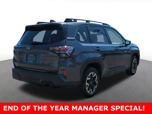 Used 2025 Subaru Forester Premium w/ Convenience Package #1 image 6