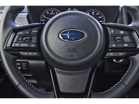 Used 2025 Subaru Forester Premium w/ Convenience Package #1 AWD/4WD image 16