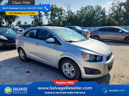 Used 2015 Chevrolet Sonic LT FWD image 1