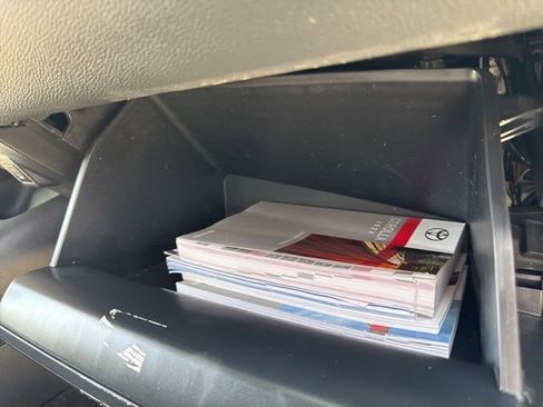 Used 2024 Toyota Corolla SE image 22