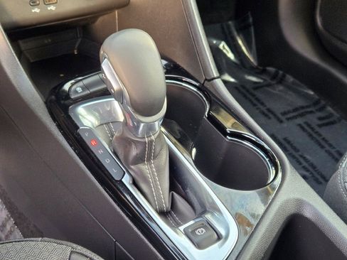 Certified 2025 Buick Encore GX Preferred image 27