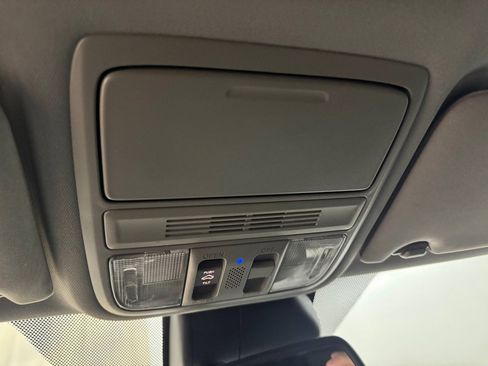 Used 2013 Honda Crosstour EX-L image 29