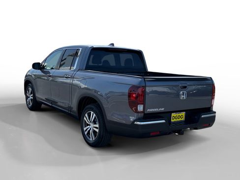 Certified 2017 Honda Ridgeline RTS image 3
