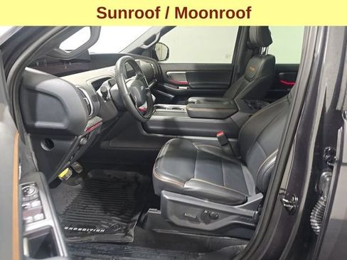 Used 2025 Ford Expedition Tremor AWD/4WD image 5