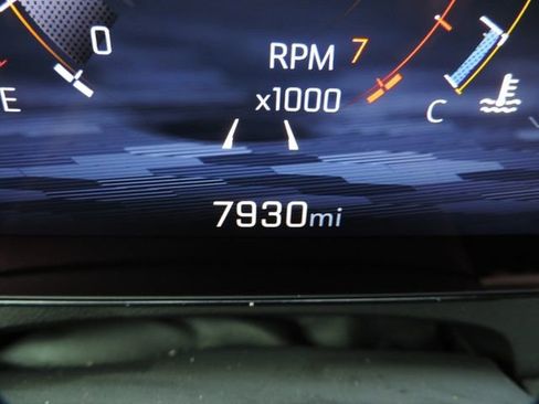 Certified 2024 Chevrolet Traverse LT image 30