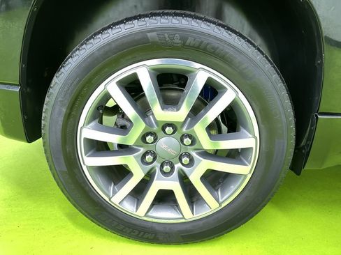 Used 2014 GMC Acadia Denali image 13