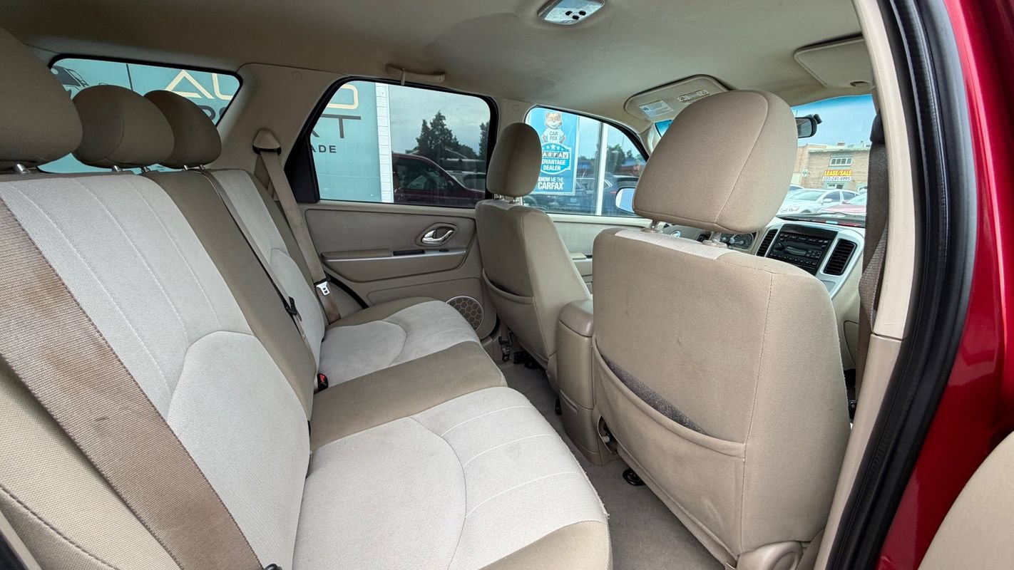 Used 2005 Mercury Mariner Premier FWD image 11