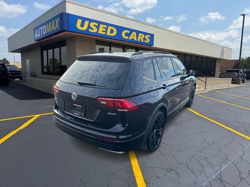 Used 2021 Volkswagen Tiguan SE R-Line image 4