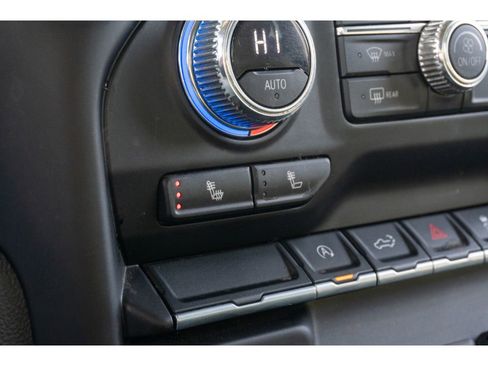 Used 2020 GMC Sierra 1500 Elevation w/ Elevation Value Package image 24