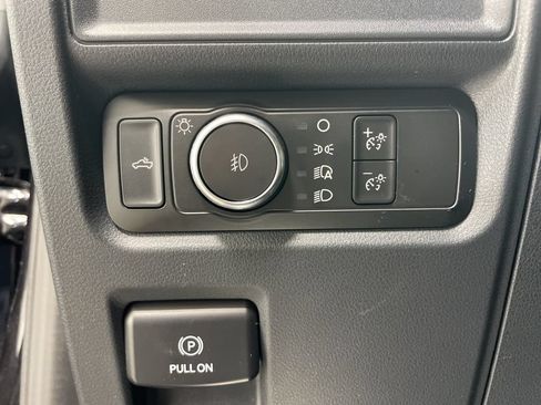 Used 2022 Ford F150 XLT w/ Equipment Group 301A Mid AWD/4WD image 29