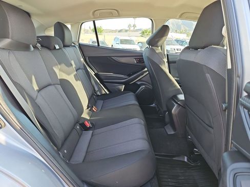 Used 2019 Subaru Impreza 2.0i Premium image 16