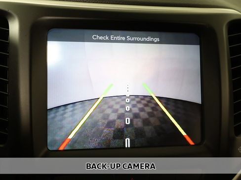 Used 2015 Jeep Cherokee Trailhawk w/ Comfort/Convenience Group AWD/4WD image 5