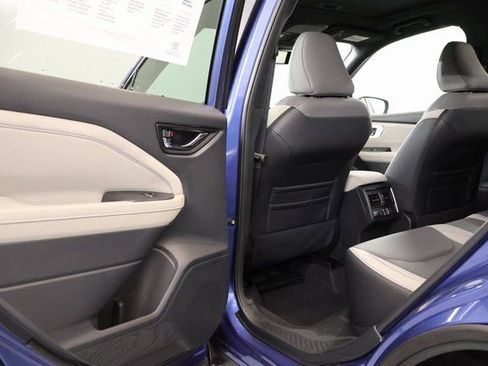 New 2025 Subaru Forester Limited image 27