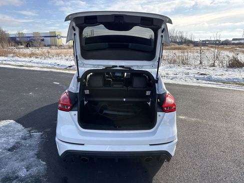 Used 2017 Ford Focus RS image 23