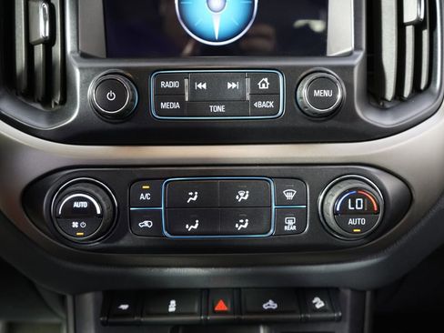 Used 2015 Chevrolet Colorado Z71 AWD/4WD image 31