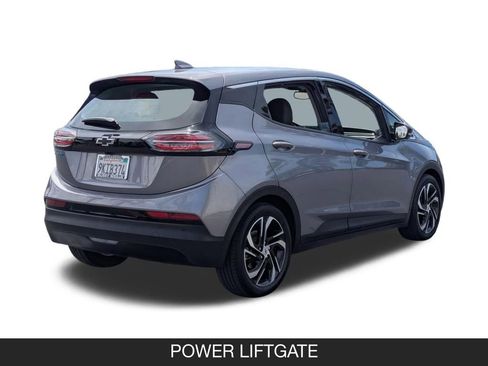 Used 2023 Chevrolet Bolt LT w/ Infotainment Package FWD image 8