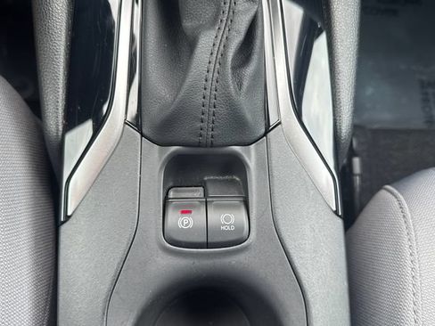 Used 2024 Toyota Corolla Cross AWD Hybrid image 24