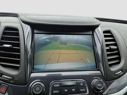 Used 2019 Chevrolet Impala LT w/ LT Convenience Package FWD image 17