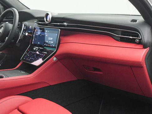 New 2025 Maserati Grecale Modena AWD/4WD image 19