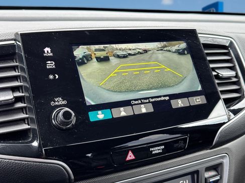 Used 2023 Honda Passport TrailSport image 25