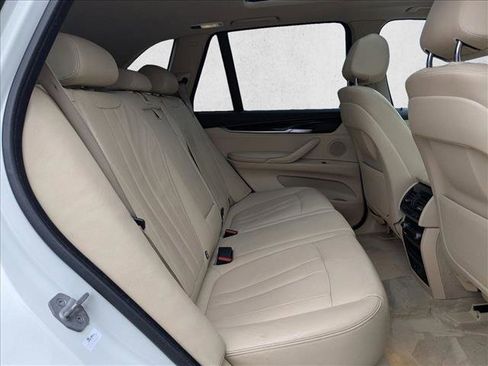 Used 2015 BMW X5 xDrive35d image 29