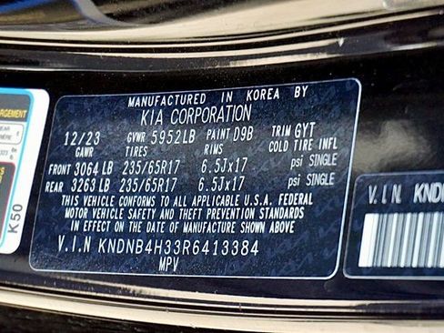 Used 2024 Kia Carnival LX FWD image 33