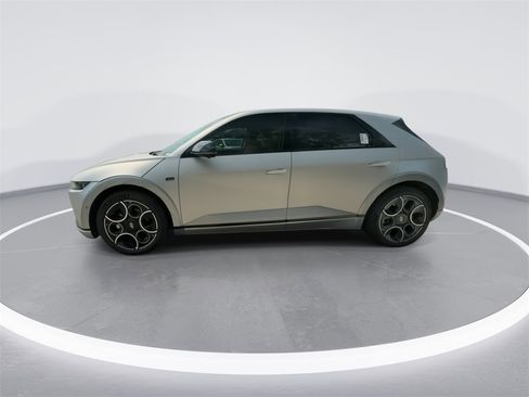 New 2024 Hyundai Ioniq 5 Limited image 6