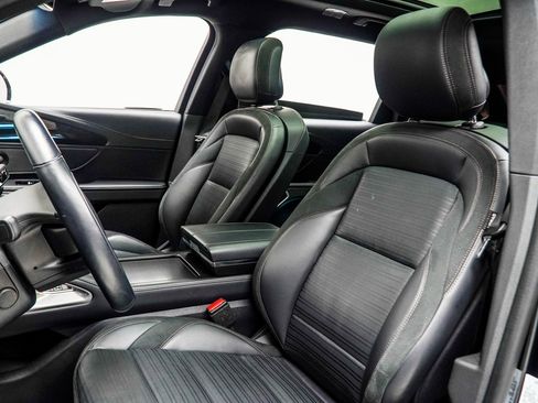 Used 2024 Lincoln Nautilus Reserve w/ Equipment Group 202A image 39