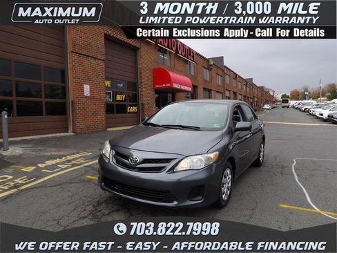 Used 2011 Toyota Corolla LE image 1