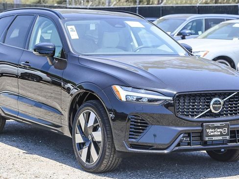 New 2025 Volvo XC60 T8 Plus w/ Protection Package Premier image 3