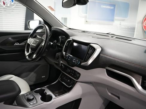 Used 2019 GMC Terrain SLT w/ Preferred Package FWD image 22