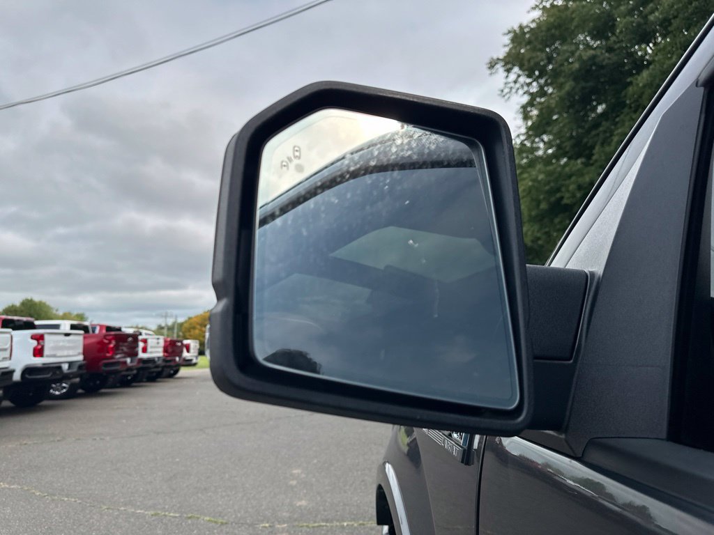 Used 2020 Ford F150 Lariat w/ Equipment Group 502A Luxury AWD/4WD image 18