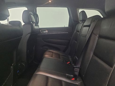 Used 2017 Jeep Grand Cherokee Limited AWD/4WD image 18