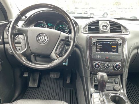 Used 2017 Buick Enclave Leather image 17