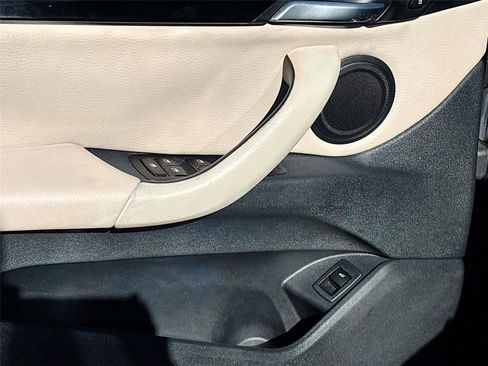 Used 2018 BMW X1 xDrive28i w/ Convenience Package image 18