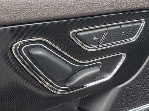 Certified 2024 Lincoln Corsair Reserve w/ Equipment Group 201A image 11