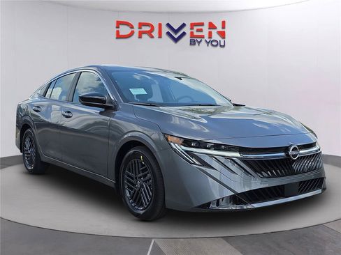 New 2026 Nissan Sentra SV w/ SV Convenience Package FWD image 2