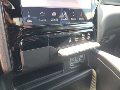 Used 2024 RAM 1500 Big Horn AWD/4WD image 27