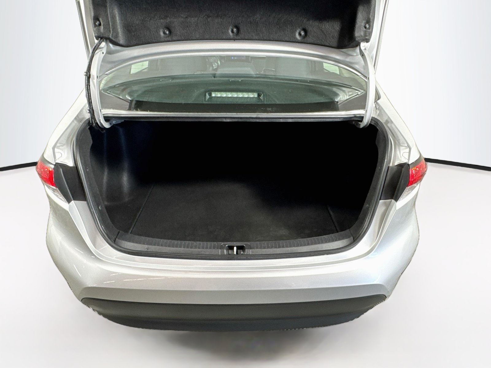 Certified 2023 Toyota Corolla LE FWD image 21