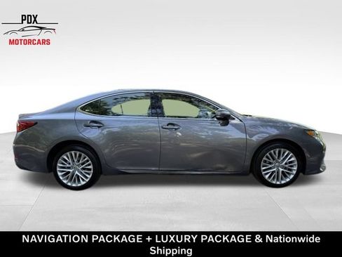 Used 2014 Lexus ES 350 w/ Luxury Package FWD image 9
