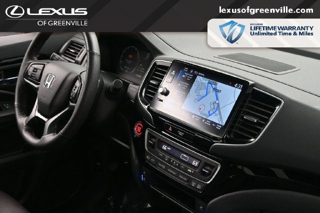 Used 2025 Honda Ridgeline Black Edition image 37